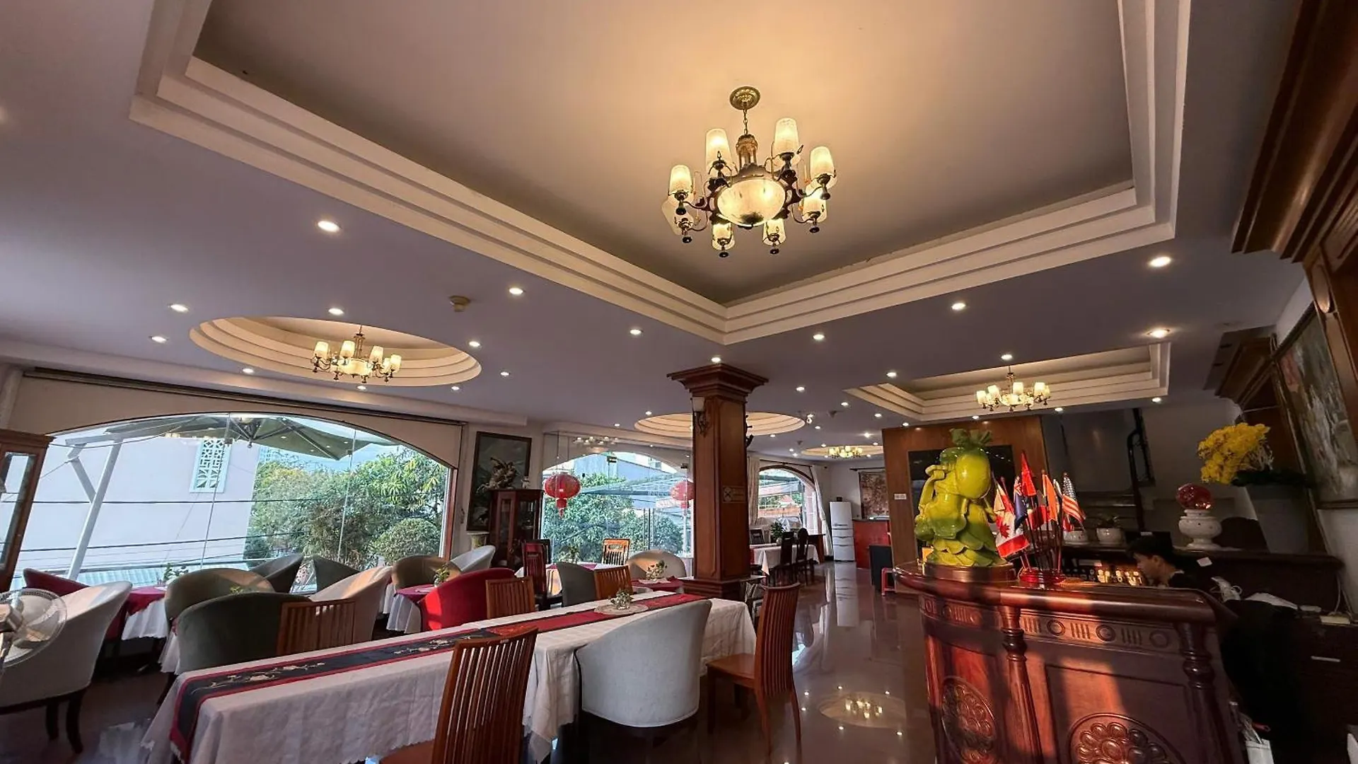 Hoa Phat Hotel & Apartment Ho Chi Minh-stad