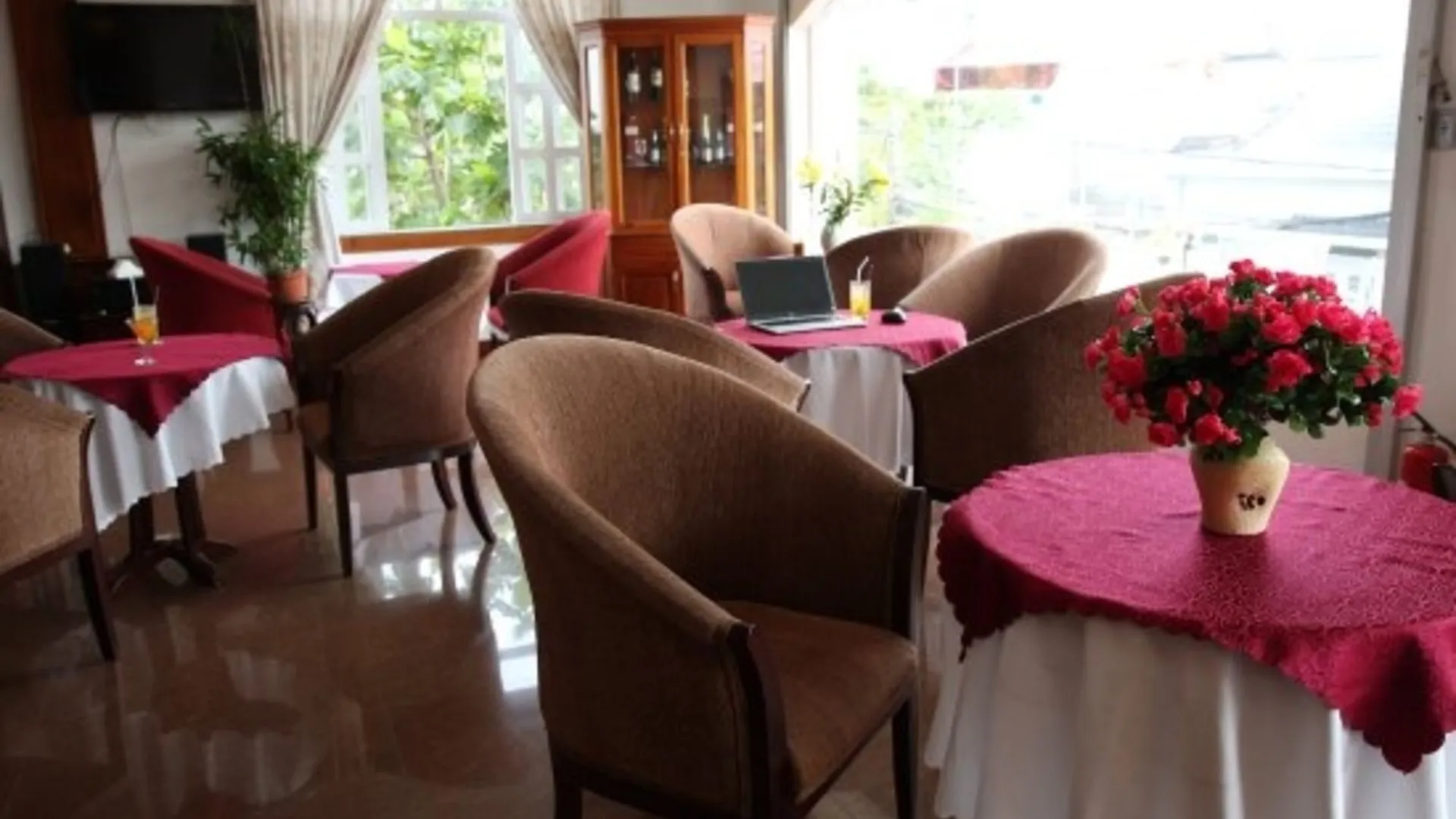 Hoa Phat Hotel & Apartment Ho Chi Minh-stad Aparthotel